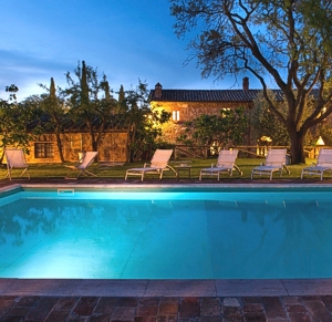 Sarna Residence - The Swimming Pool